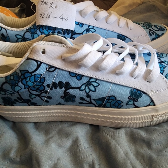 BNWT 49dzine Shoes sz 8.5 ( 40 ) - Picture 2 of 6